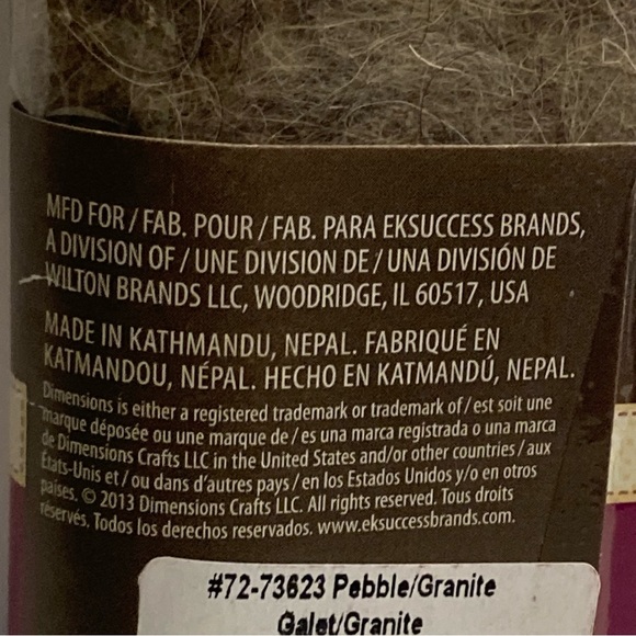 6 Dimensions FeltWorks 100% Wool Roving 0.25oz Pebble Granite Grey Crafts - Picture 7 of 16